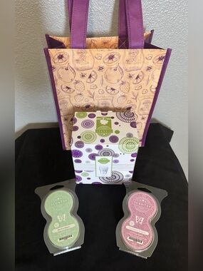 Scentsy Plug In Diffuser w/ Pods